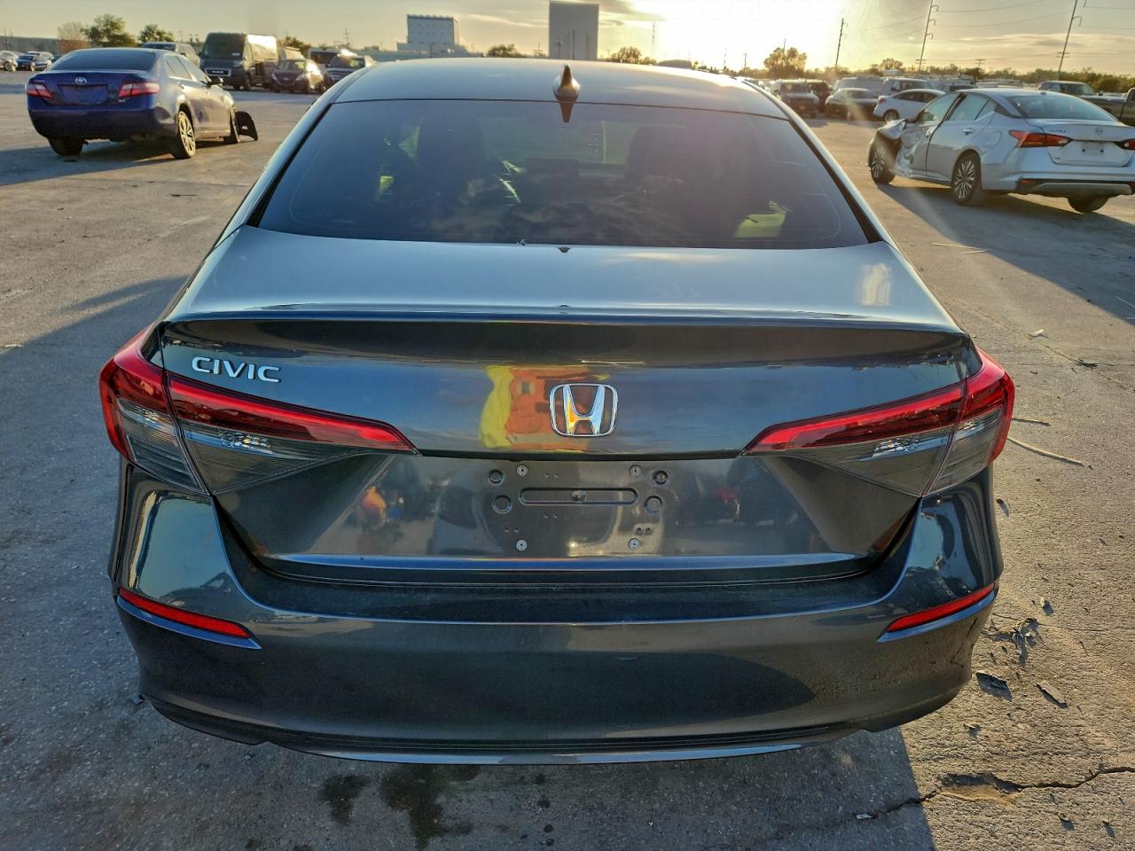 2023 HONDA CIVIC LX photo 11