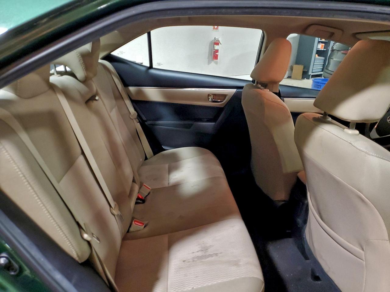 2015 TOYOTA COROLLA L photo 10