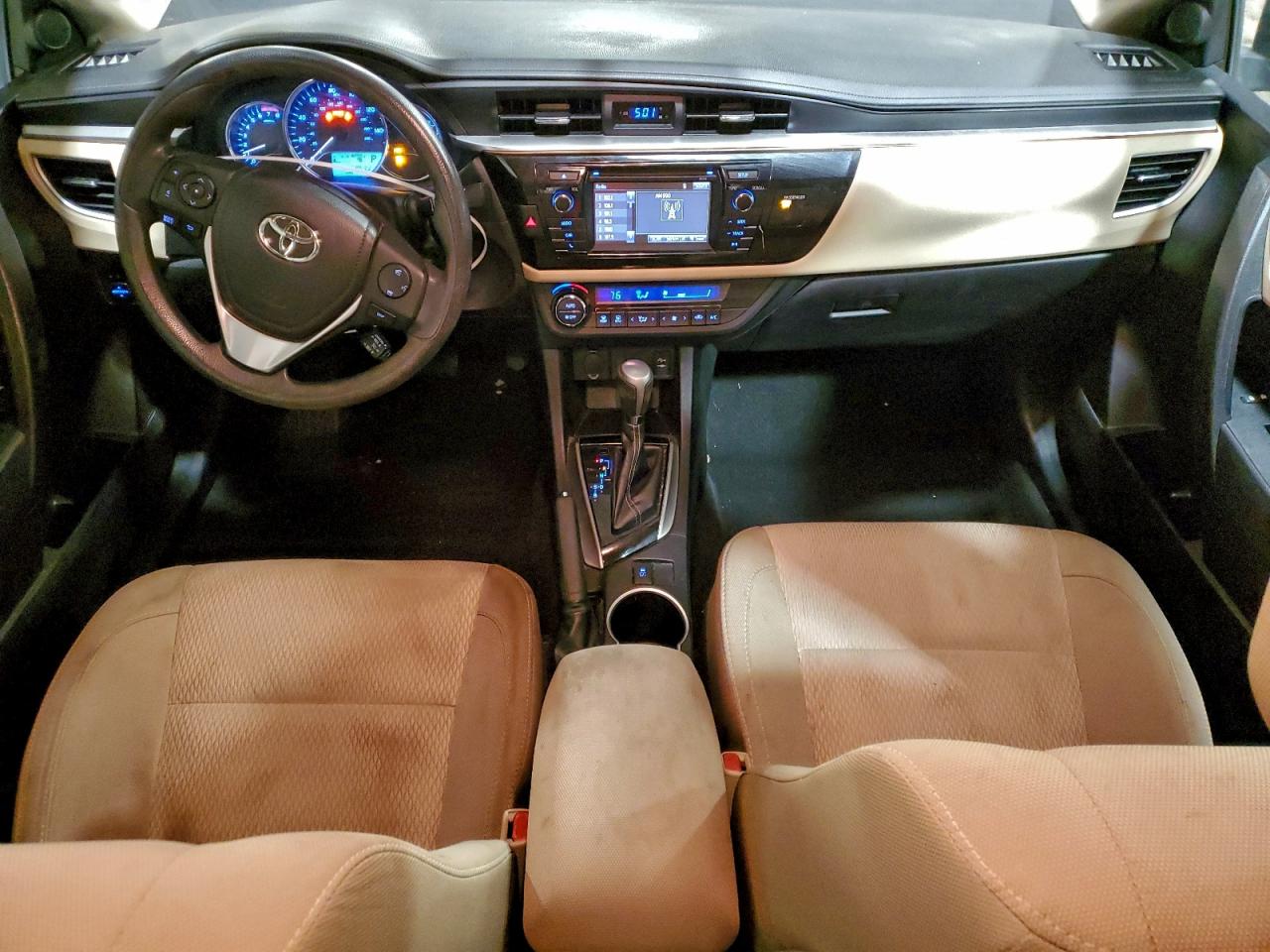 2015 TOYOTA COROLLA L photo 8
