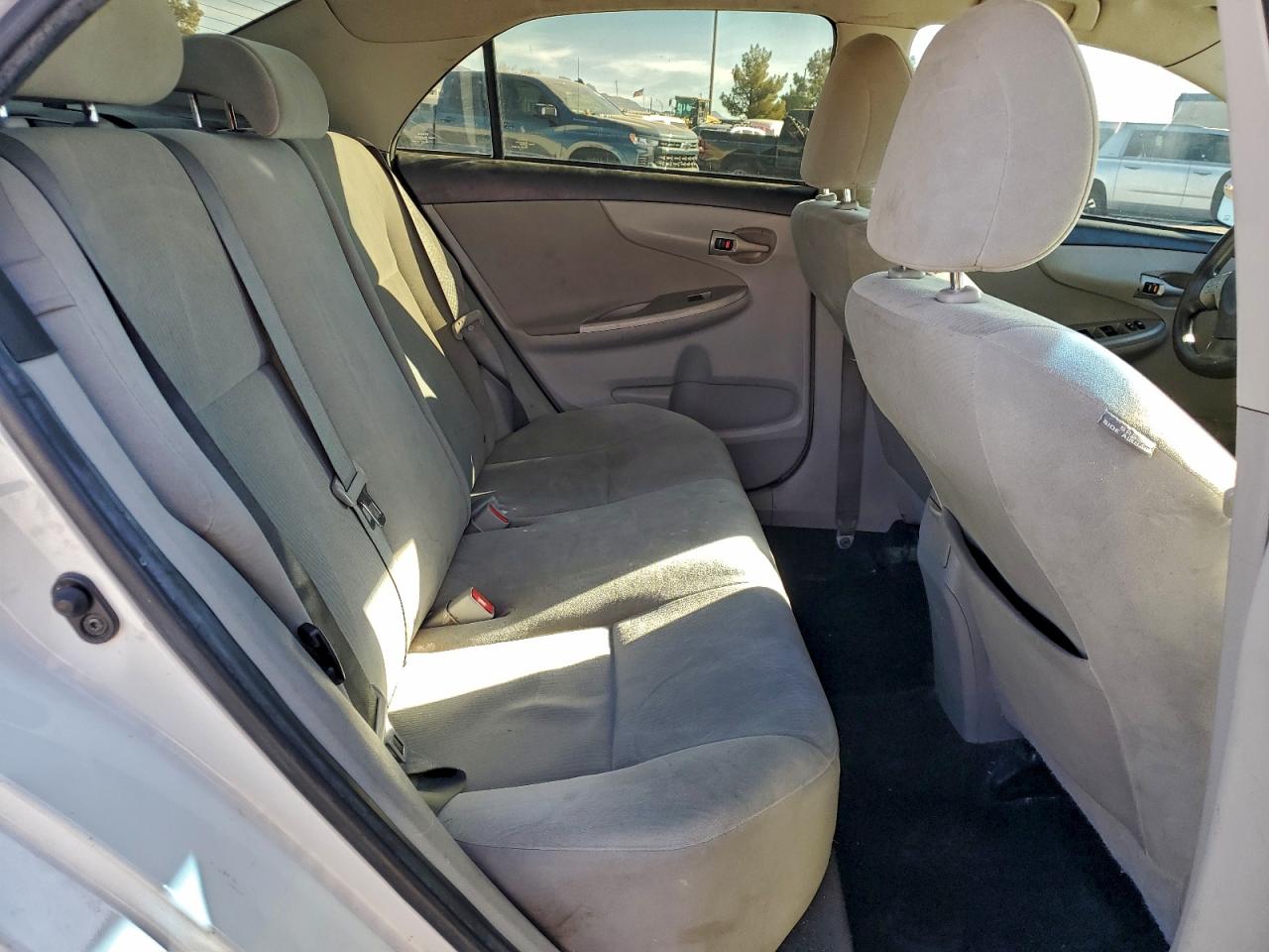 2012 TOYOTA COROLLA BASE photo 28
