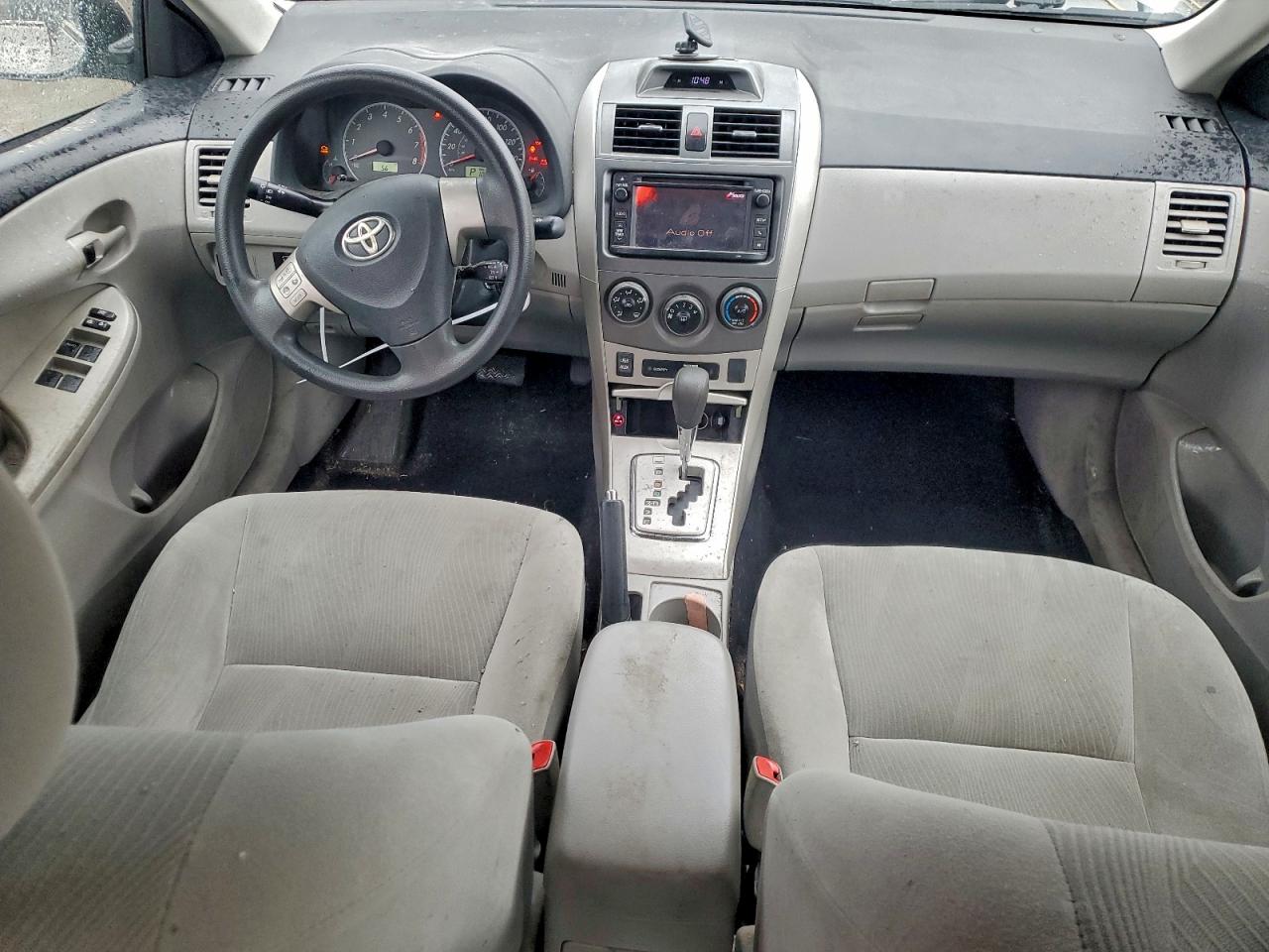 2013 TOYOTA COROLLA BASE photo 8