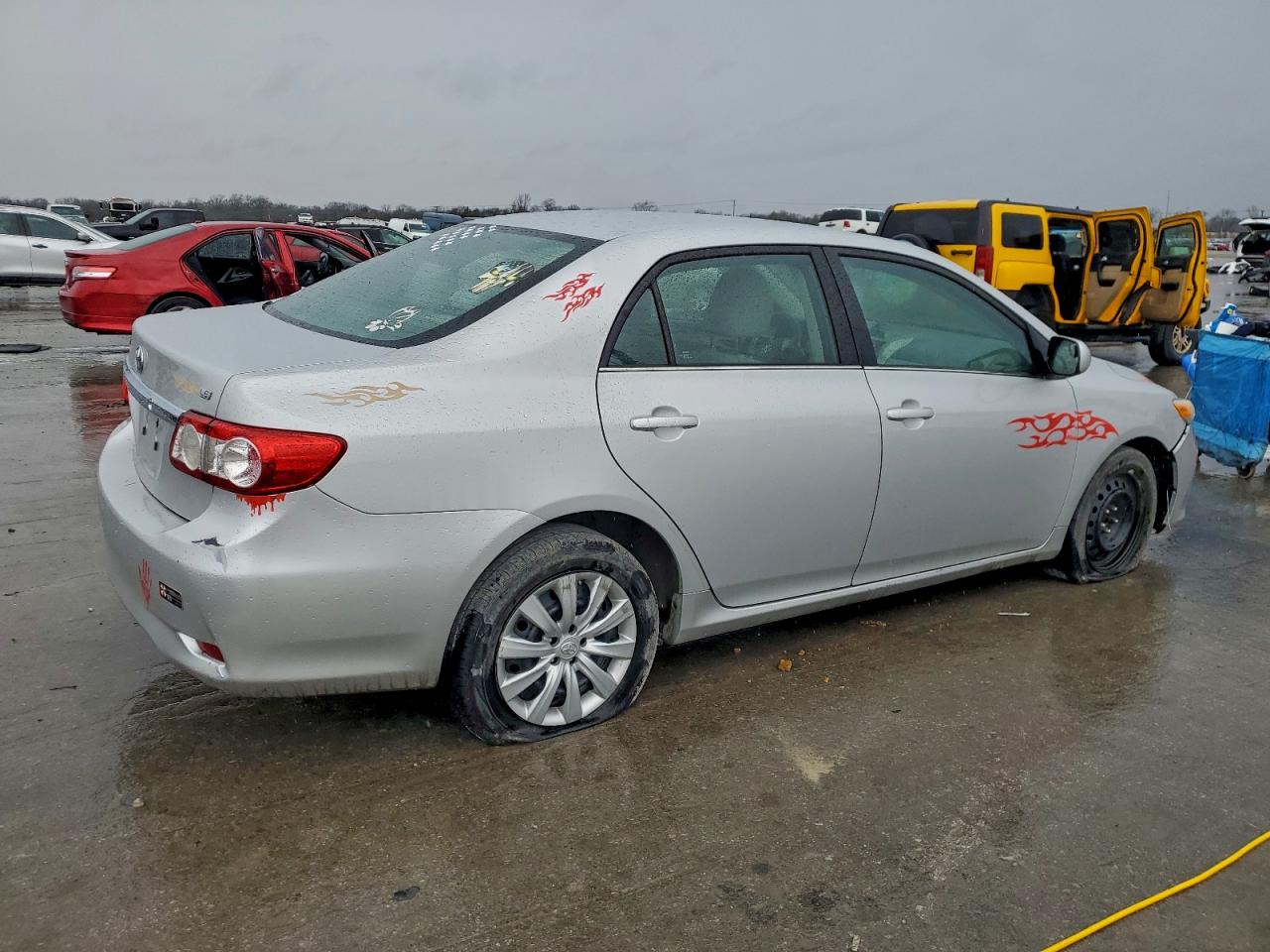 2013 TOYOTA COROLLA BASE photo 3