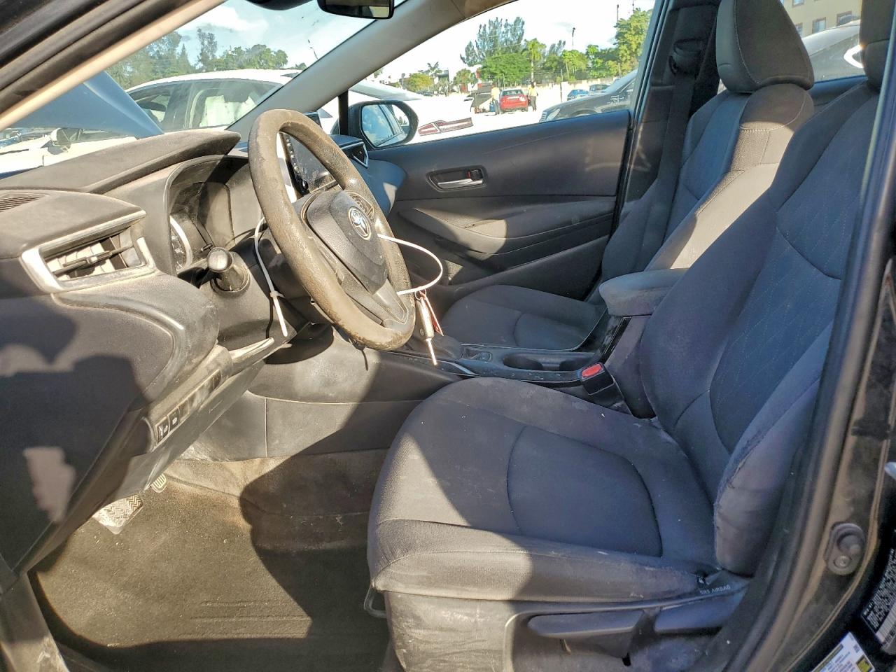 2020 TOYOTA COROLLA LE photo 7