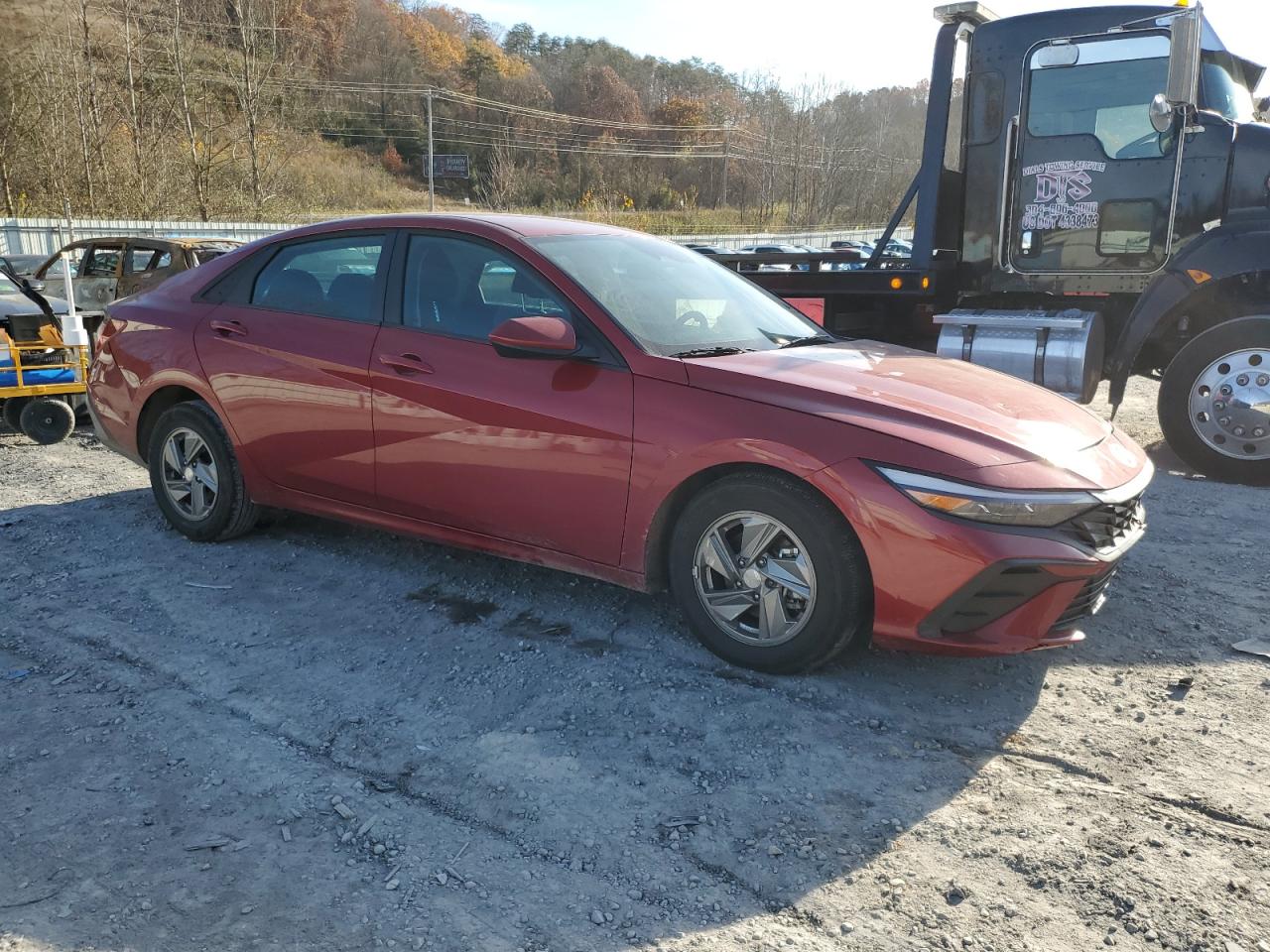 2025 HYUNDAI ELANTRA SE photo 4