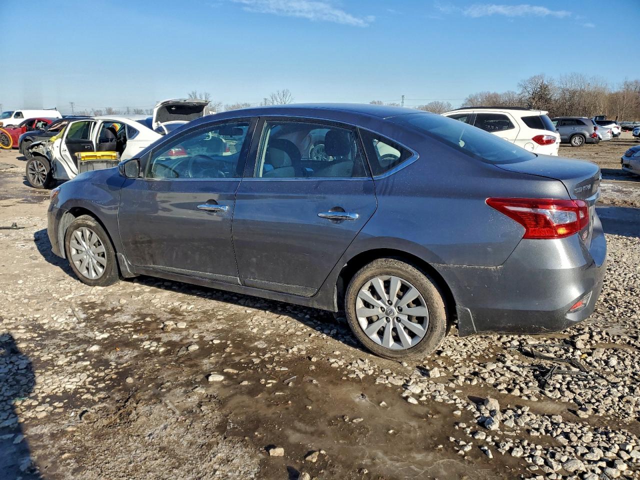 2016 NISSAN SENTRA S photo 3