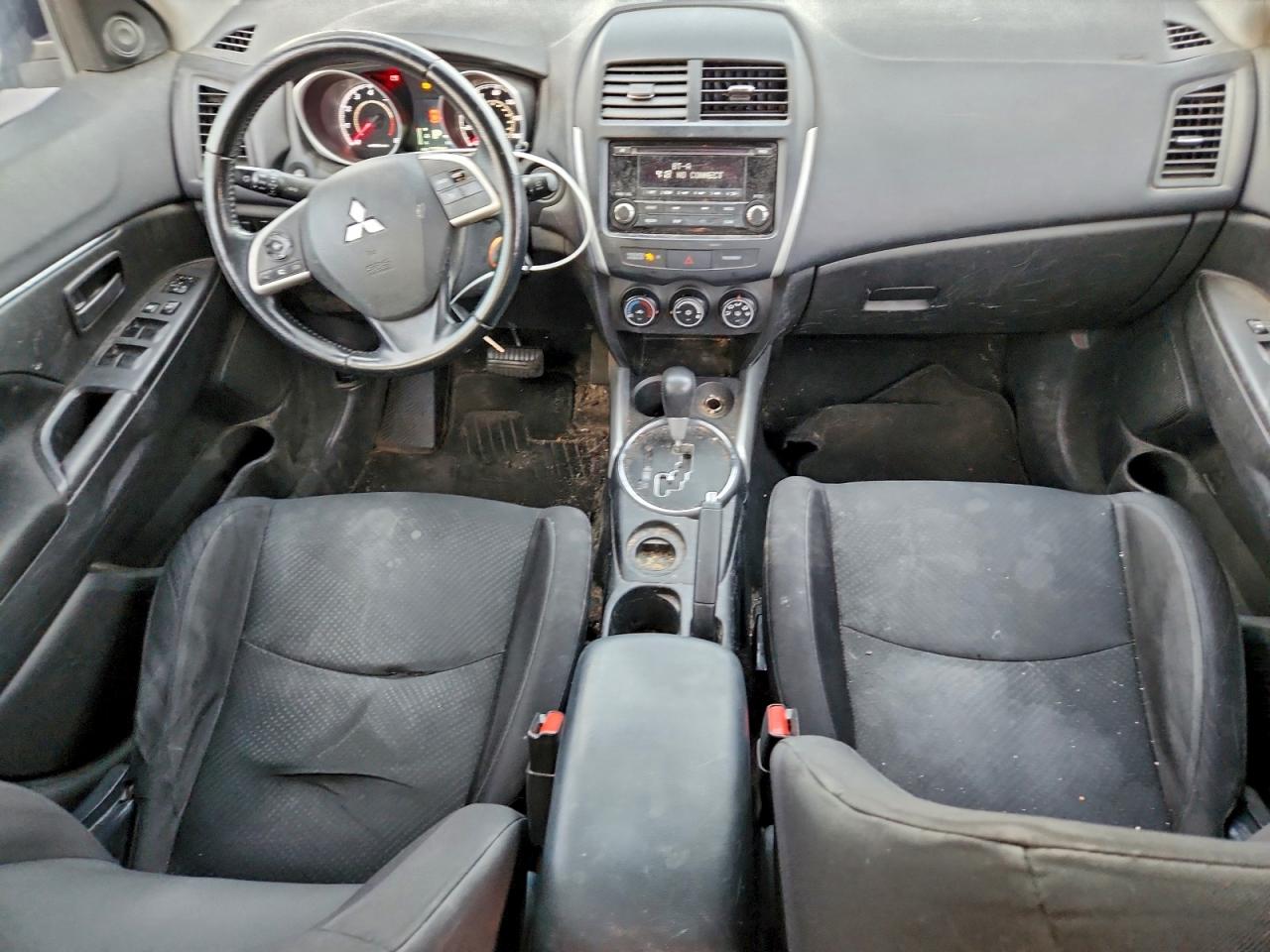 2014 MITSUBISHI OUTLANDER SPORT ES photo 8