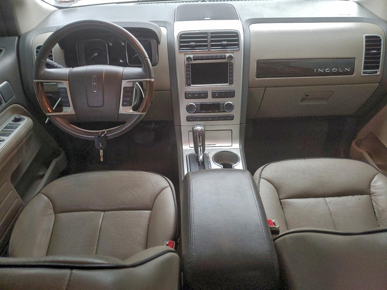 2010 LINCOLN MKX photo 22