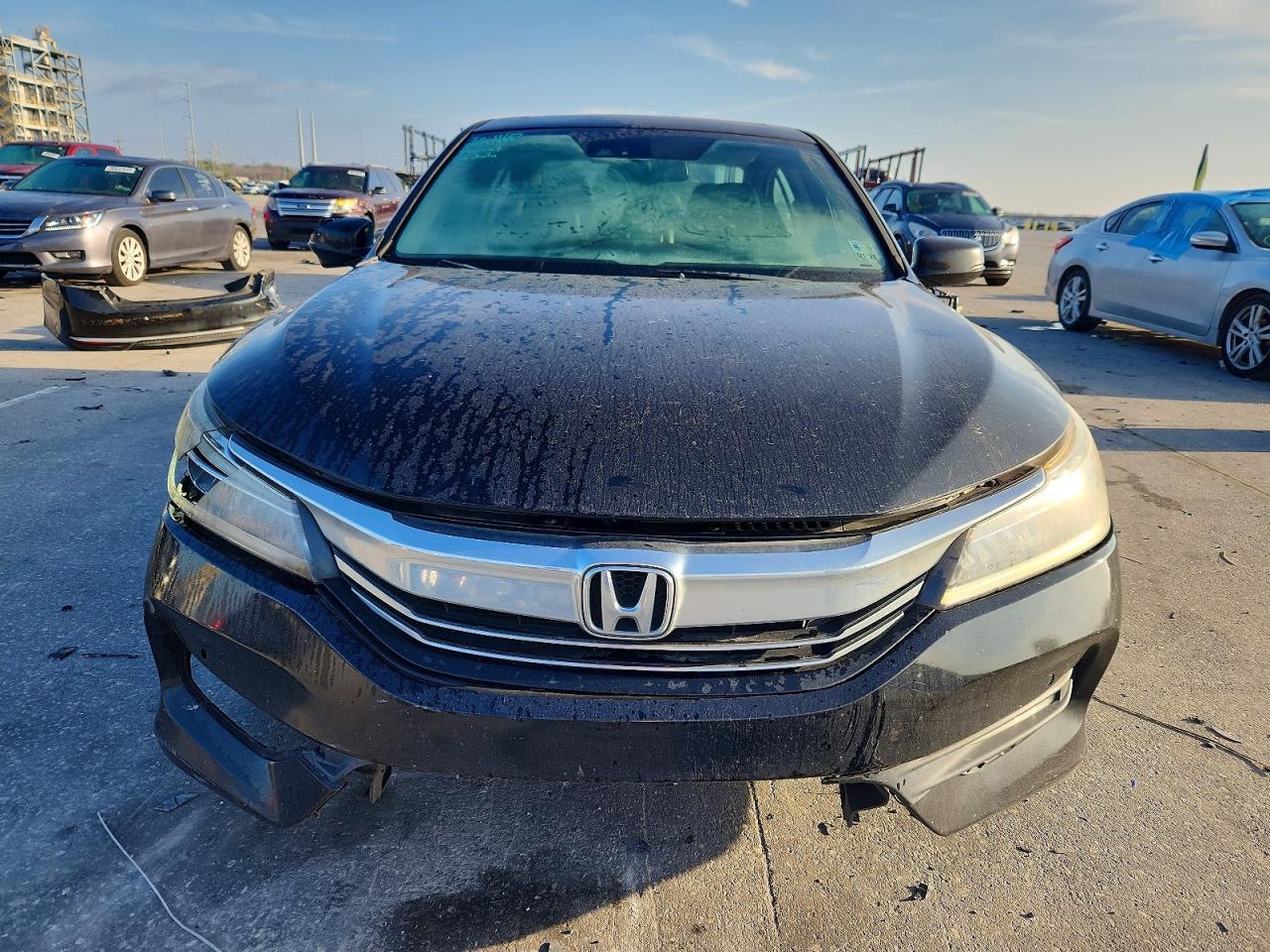 2017 HONDA ACCORD TOURING photo 5
