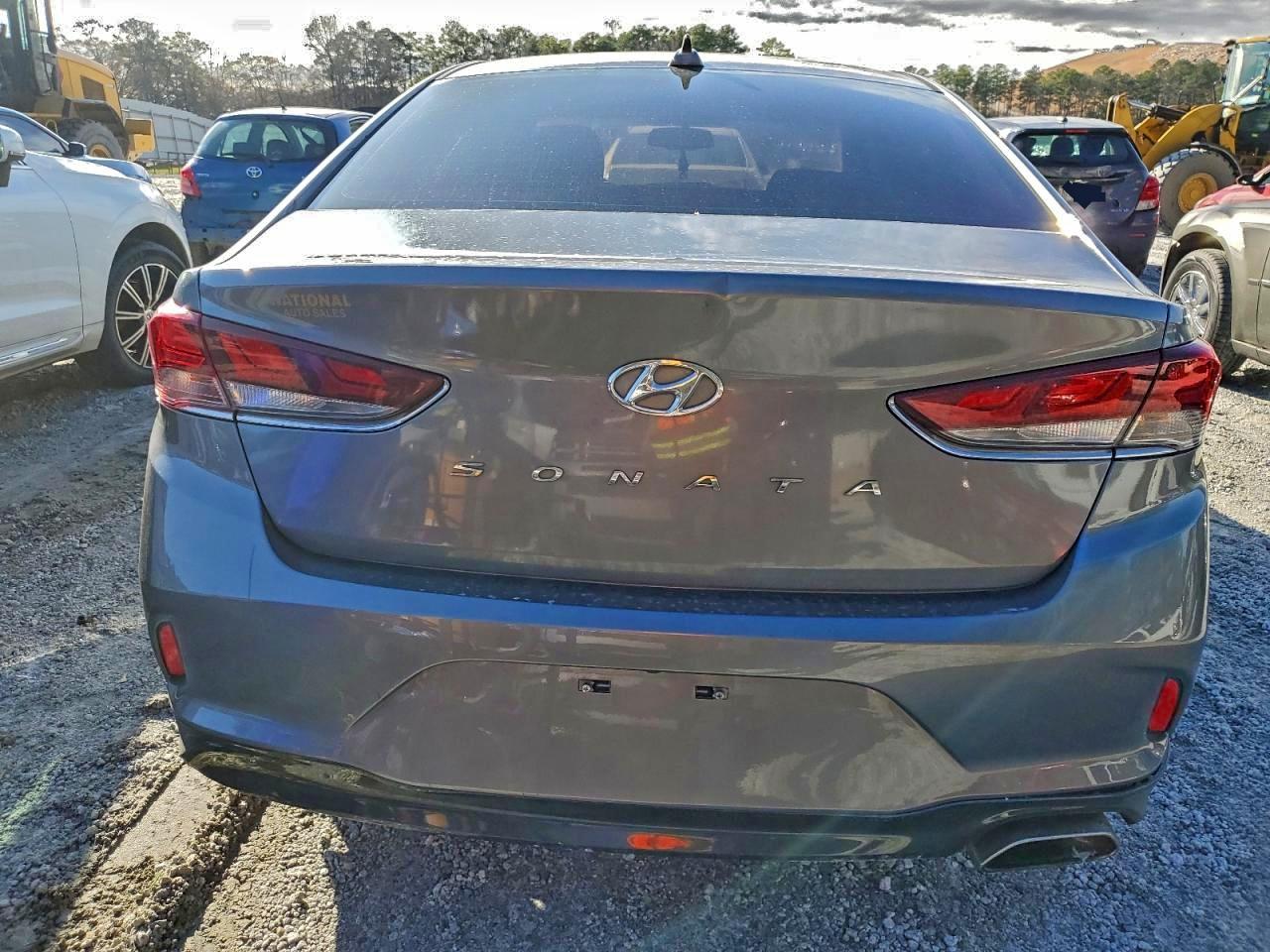 2018 HYUNDAI SONATA SPORT photo 6