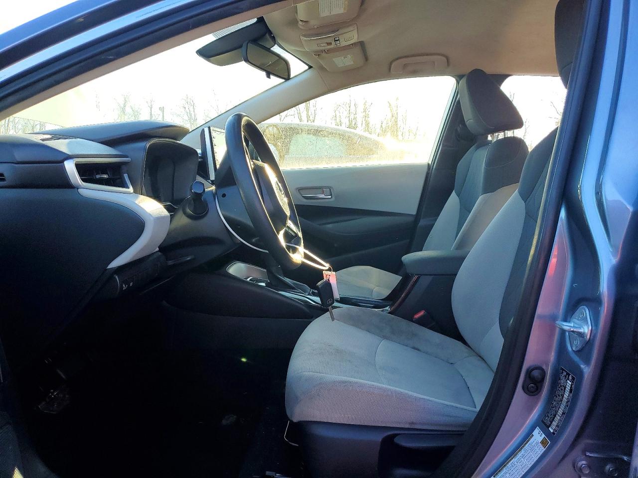 2020 TOYOTA COROLLA LE photo 7