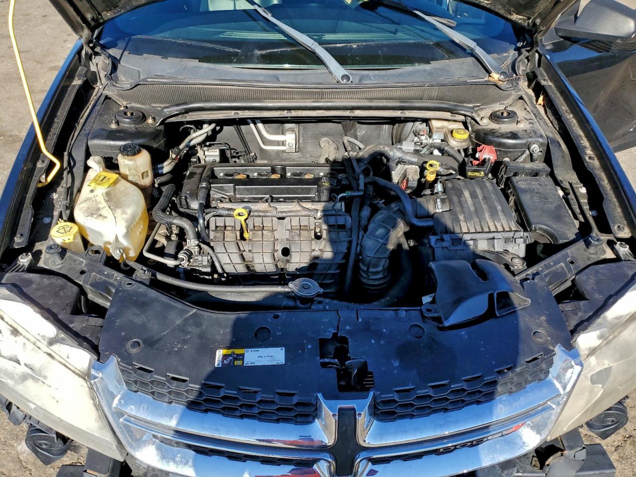 2014 DODGE AVENGER SE photo 11