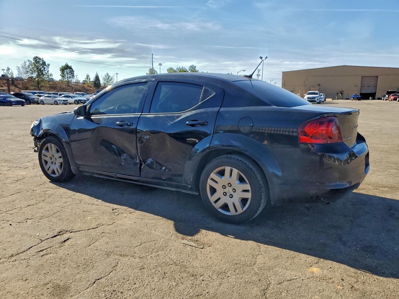 2014 DODGE AVENGER SE photo 2