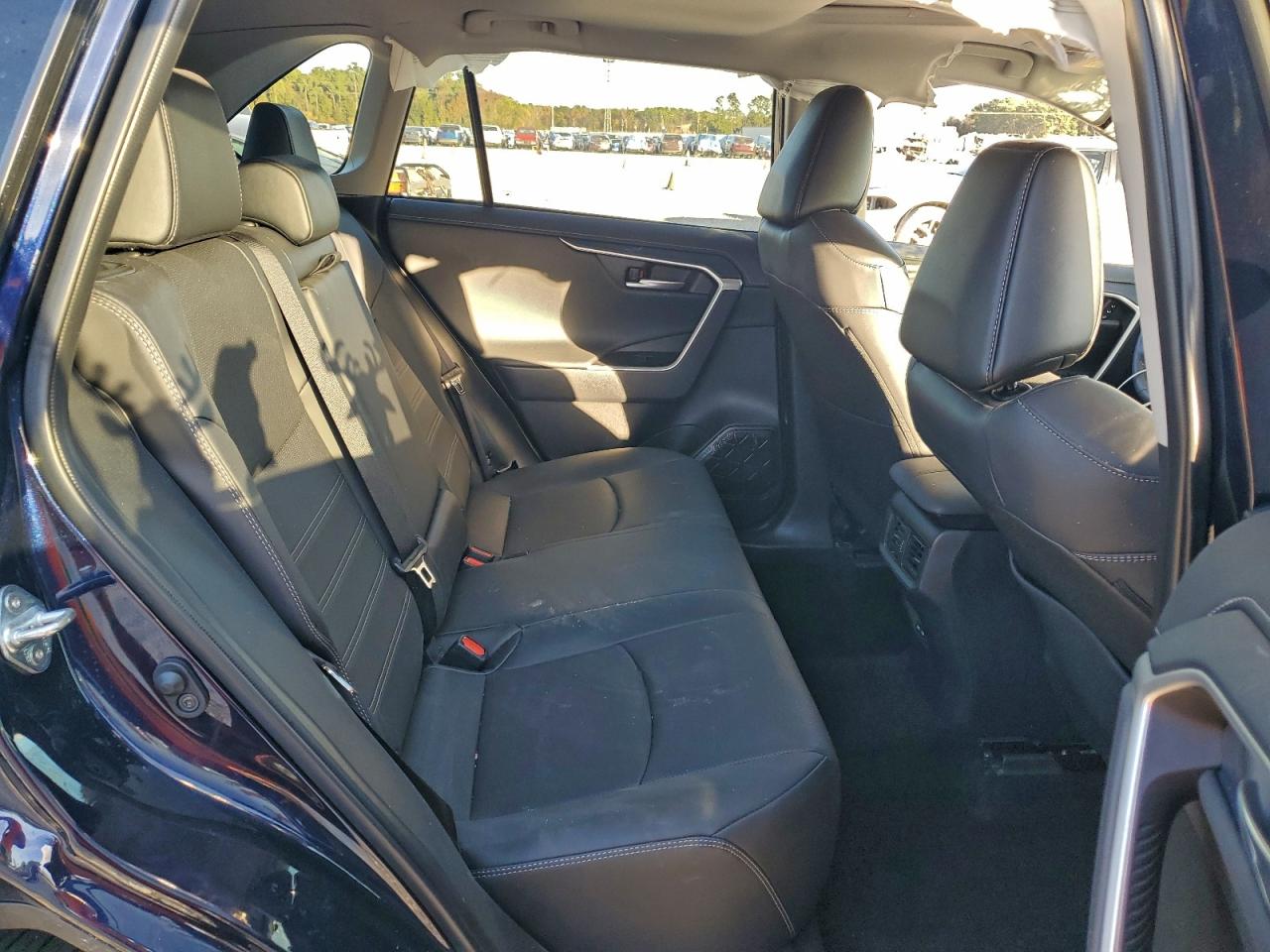 2025 TOYOTA RAV4 LIMITED photo 21