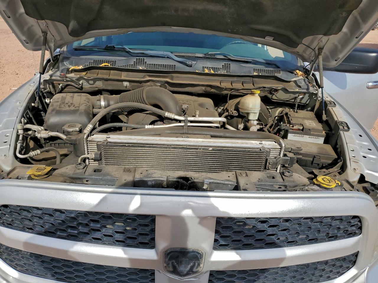2014 RAM 1500 ST photo 11