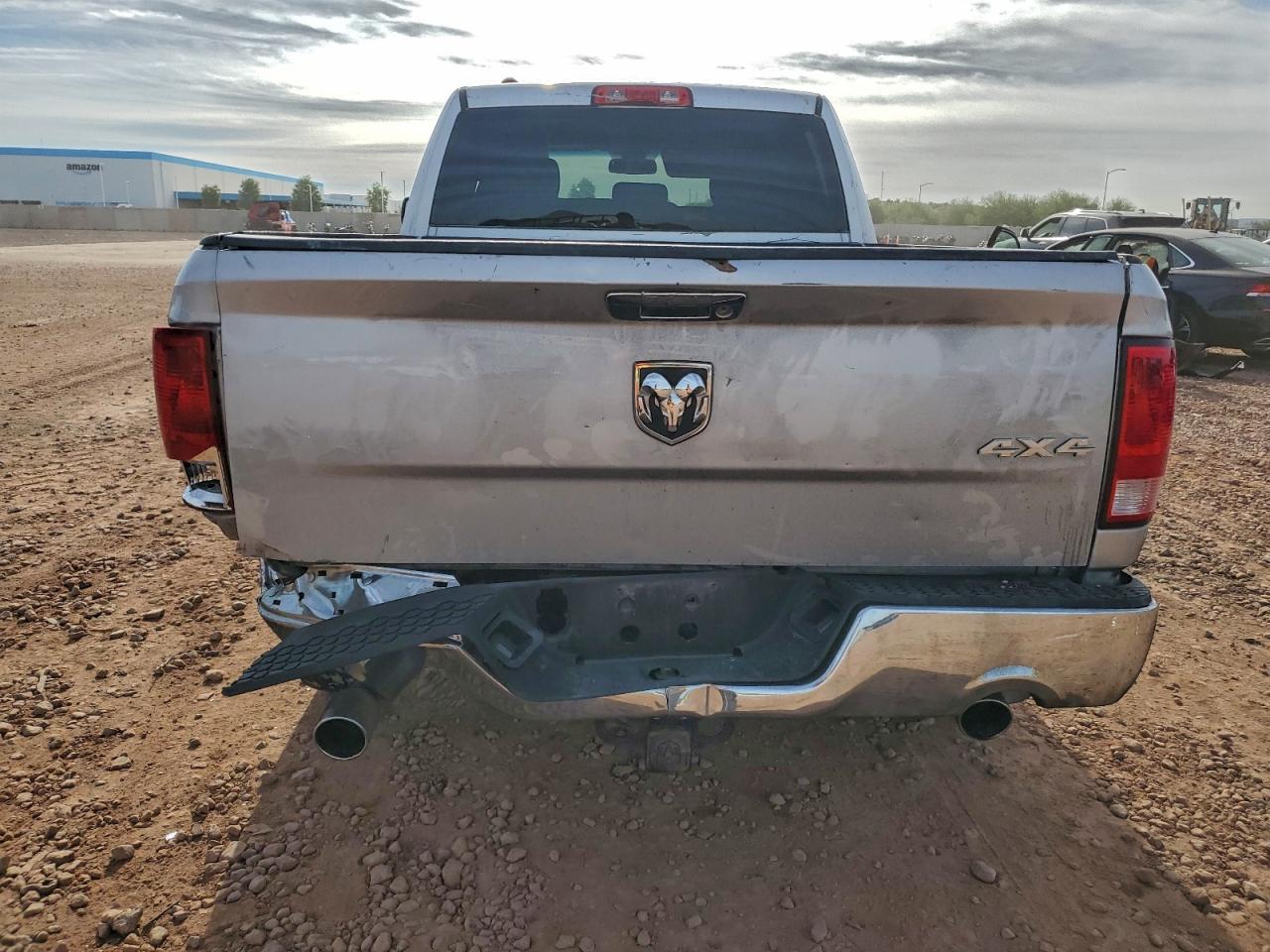 2014 RAM 1500 ST photo 6