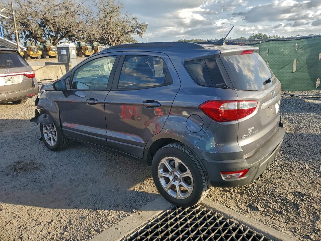 2020 FORD ECOSPORT SE photo 2