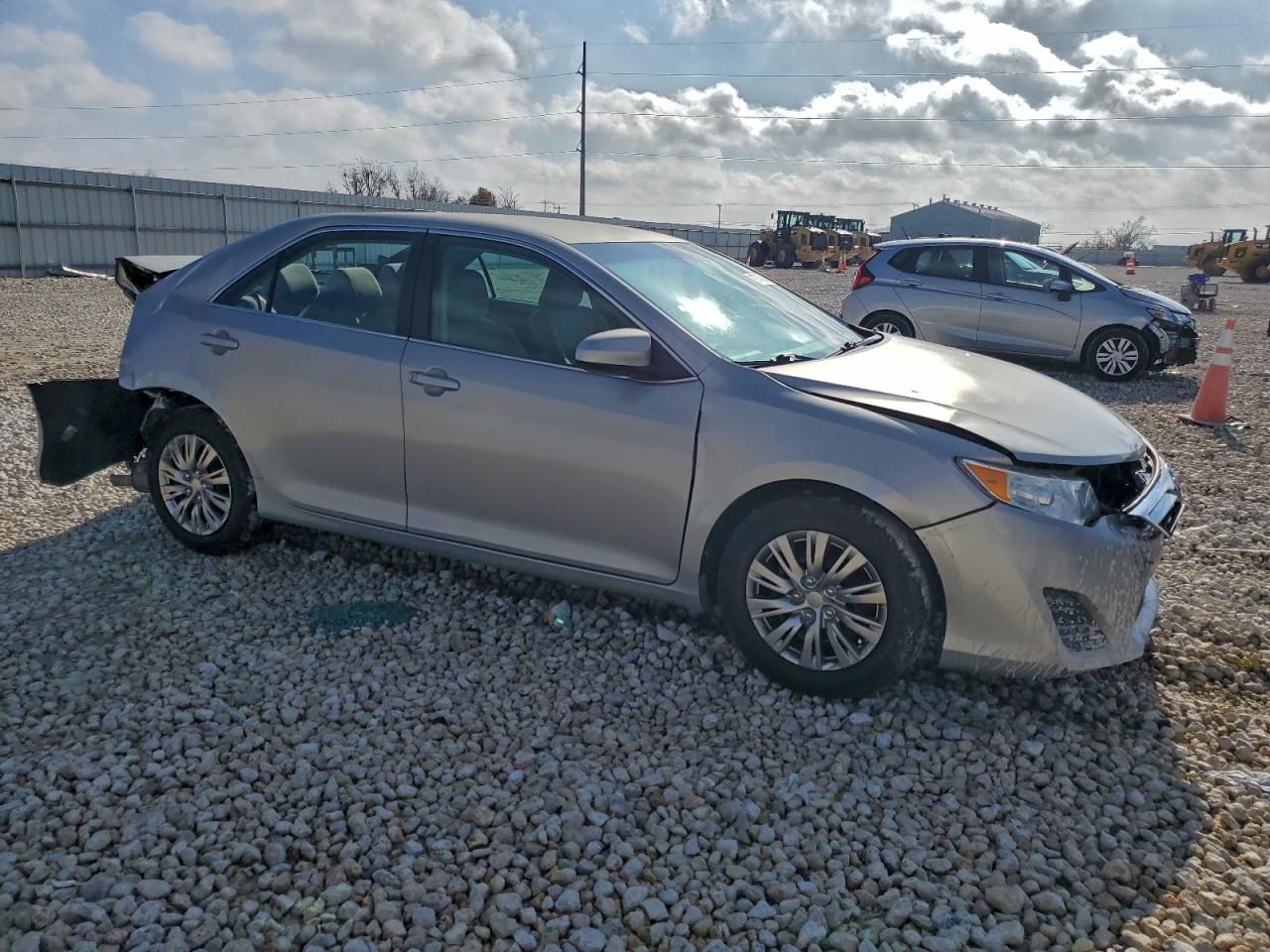 2012 TOYOTA CAMRY BASE photo 4