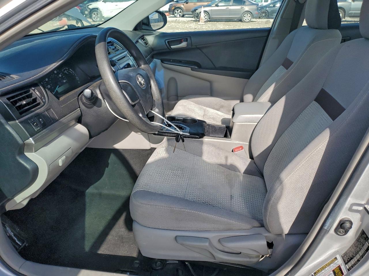 2012 TOYOTA CAMRY BASE photo 7