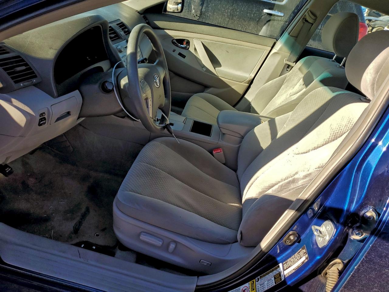 2009 TOYOTA CAMRY BASE photo 7