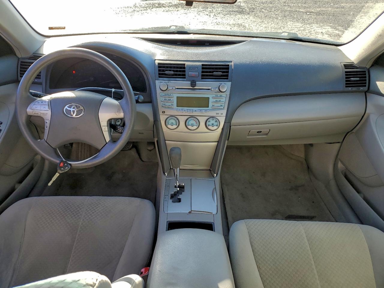 2009 TOYOTA CAMRY BASE photo 8