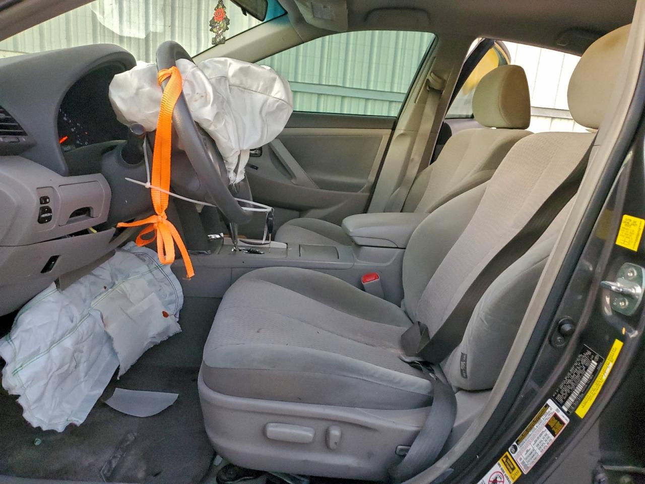 2011 TOYOTA CAMRY BASE photo 7
