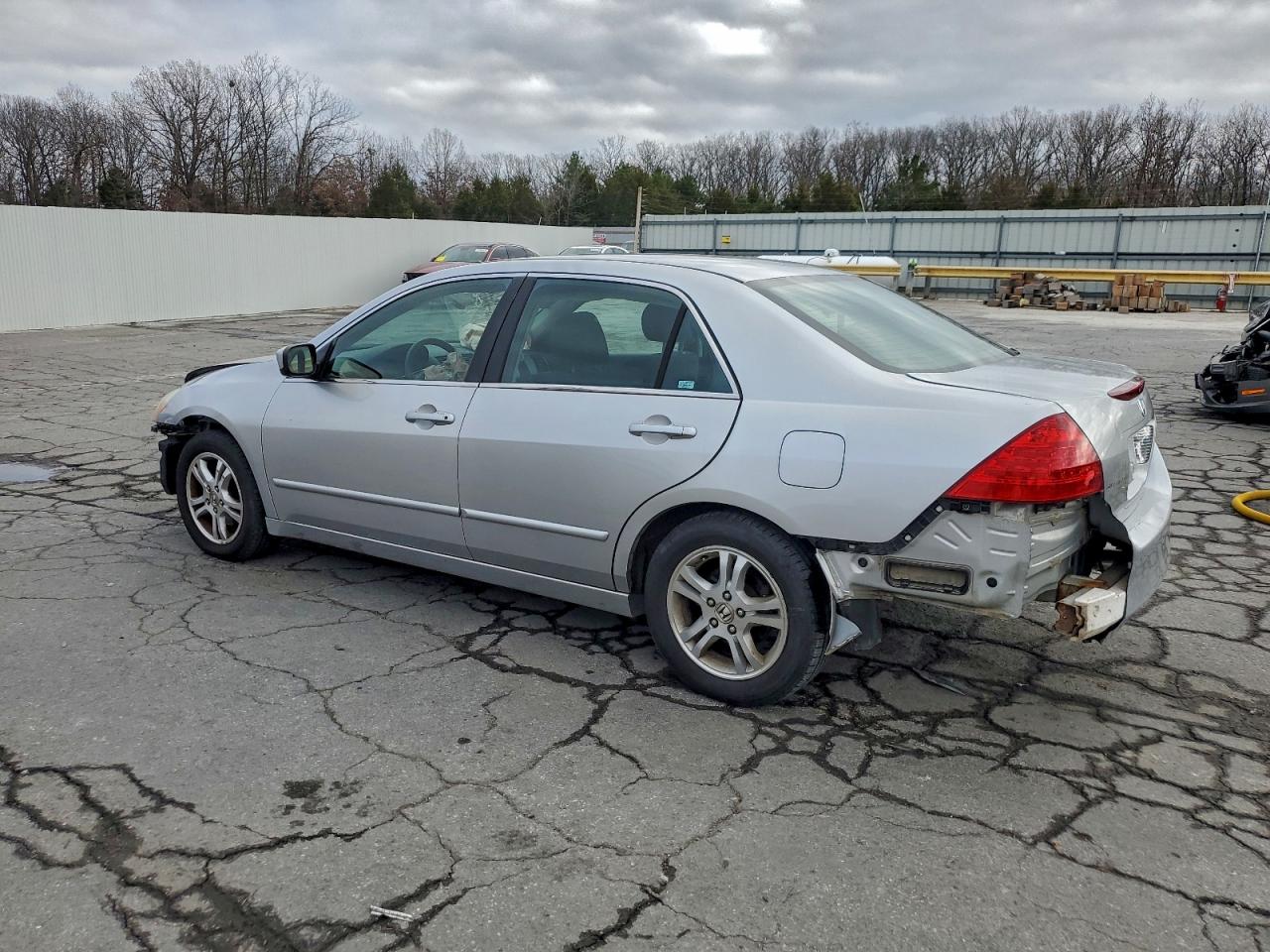 2006 HONDA ACCORD SE photo 3