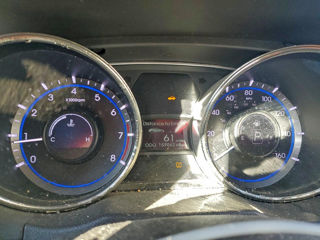 2011 HYUNDAI SONATA SE photo 9