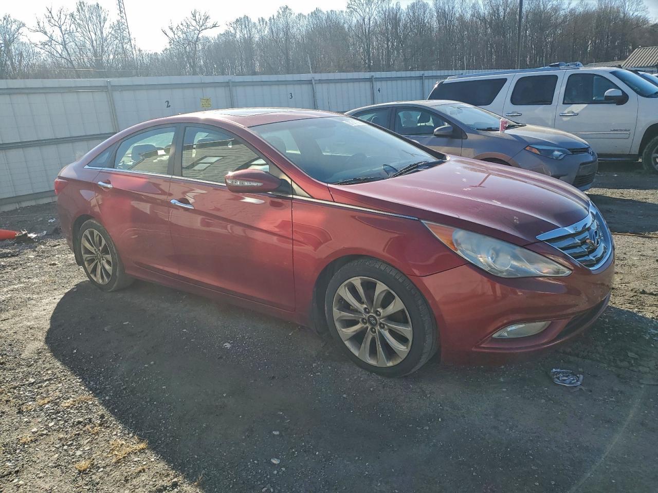 2011 HYUNDAI SONATA SE photo 4