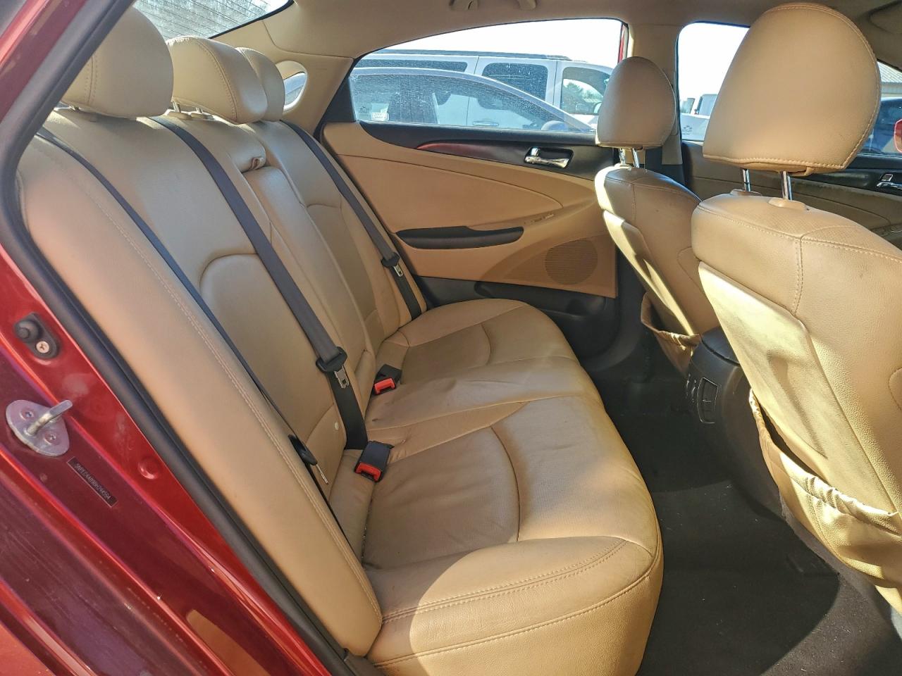 2011 HYUNDAI SONATA SE photo 10