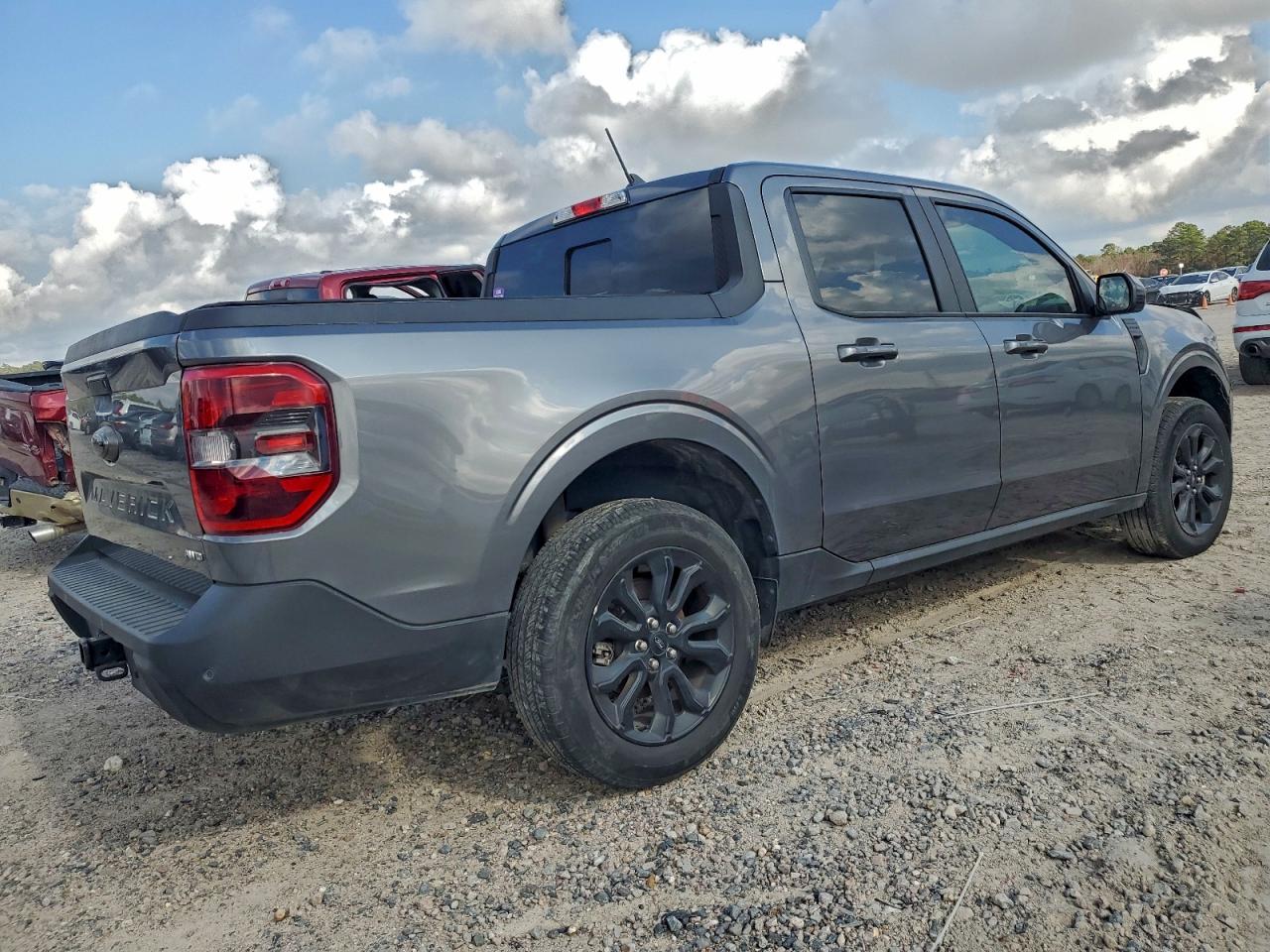 2023 FORD MAVERICK XL photo 3