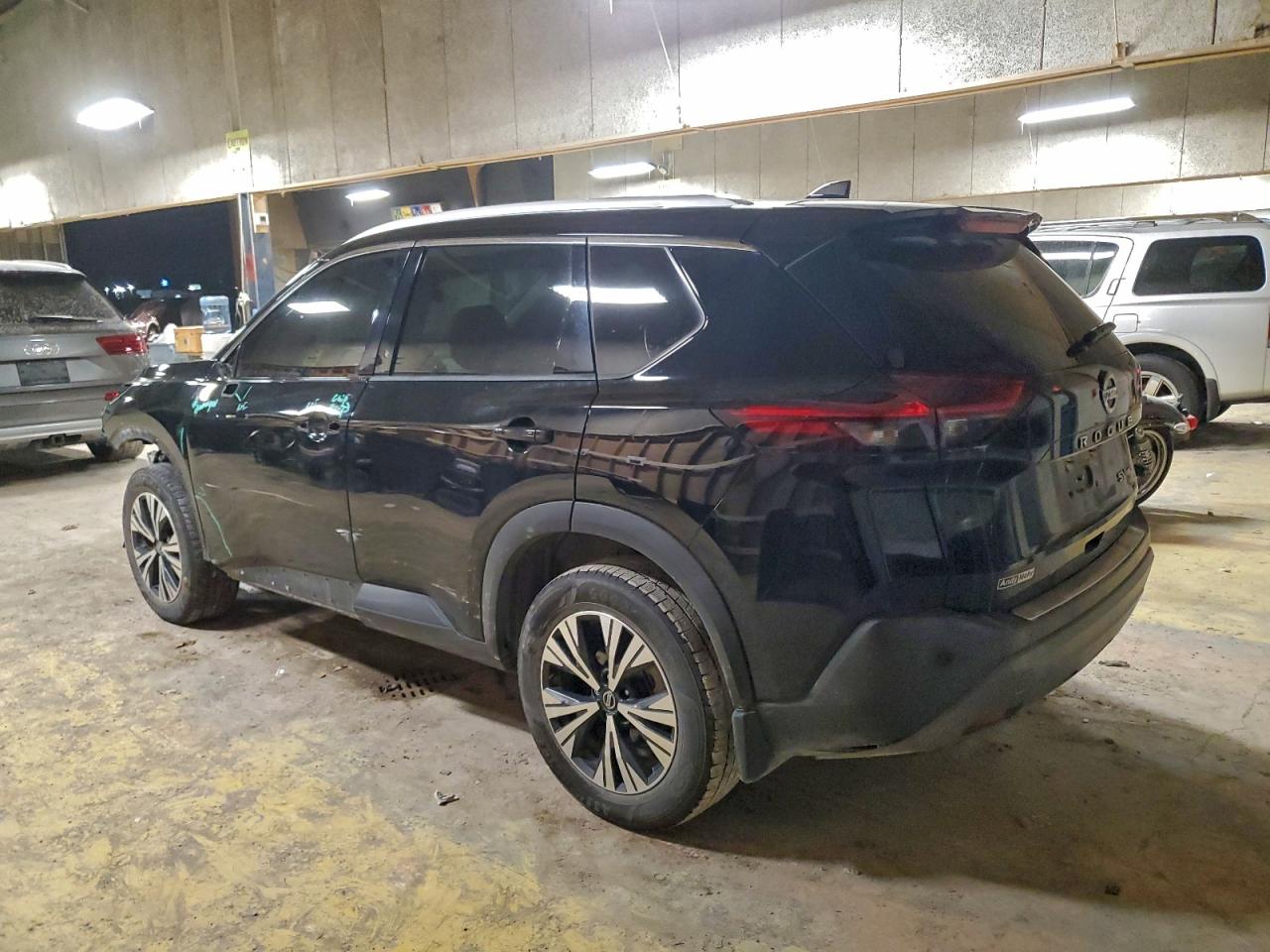 2021 NISSAN ROGUE SV photo 4