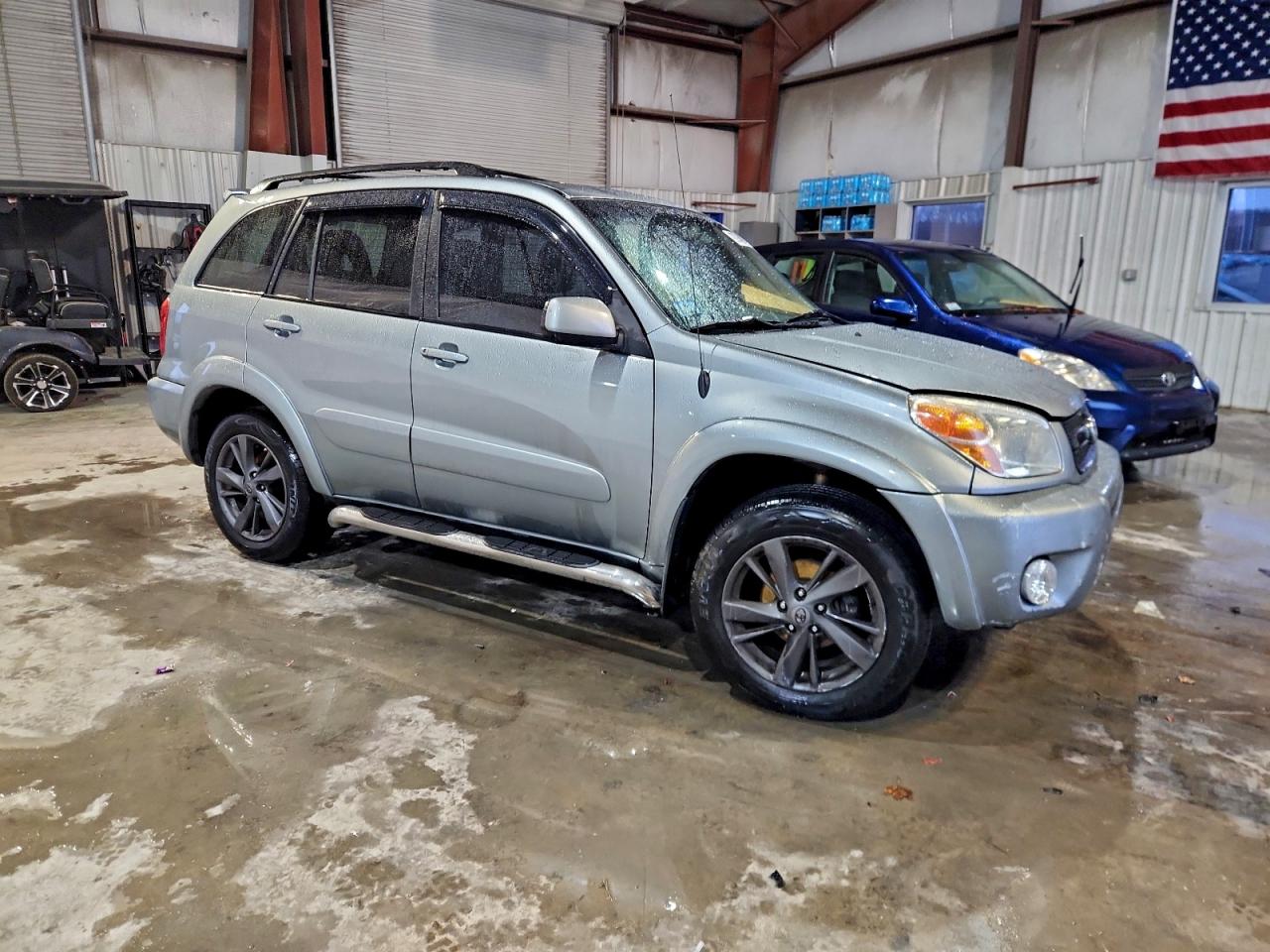 2005 TOYOTA RAV4 photo 7