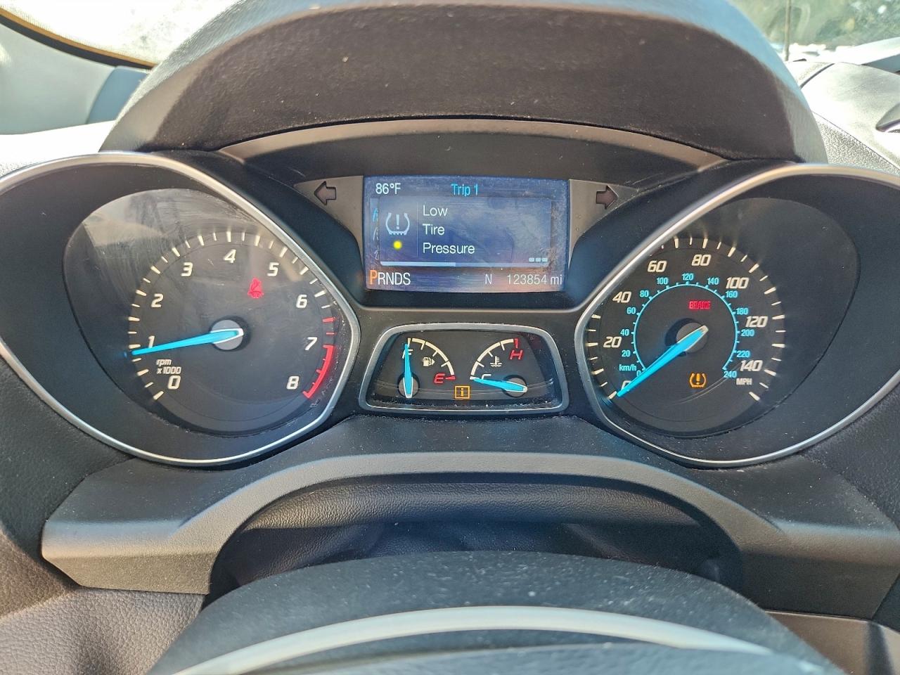 2014 FORD ESCAPE S photo 9