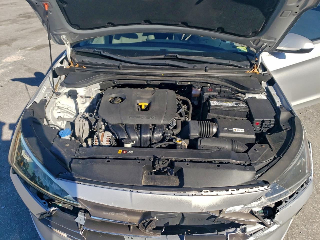 2019 HYUNDAI ELANTRA SEL photo 11