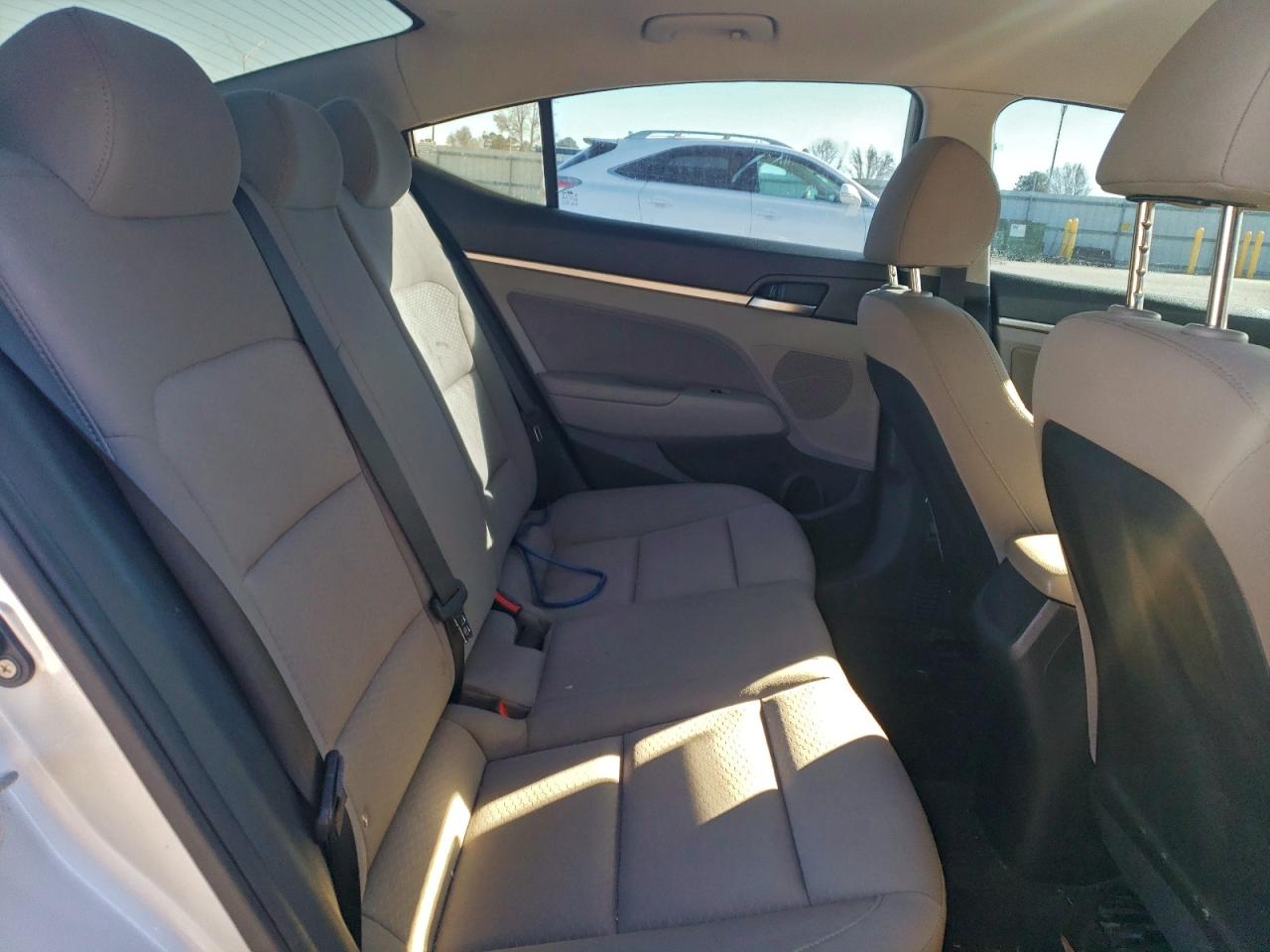 2019 HYUNDAI ELANTRA SEL photo 10
