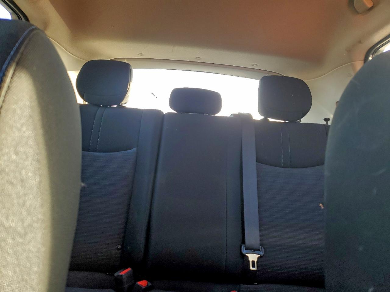 2025 NISSAN LEAF S photo 10