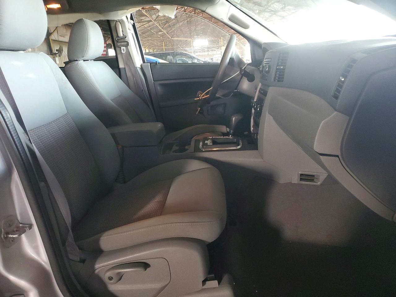 2007 JEEP GRAND CHEROKEE LAREDO photo 7