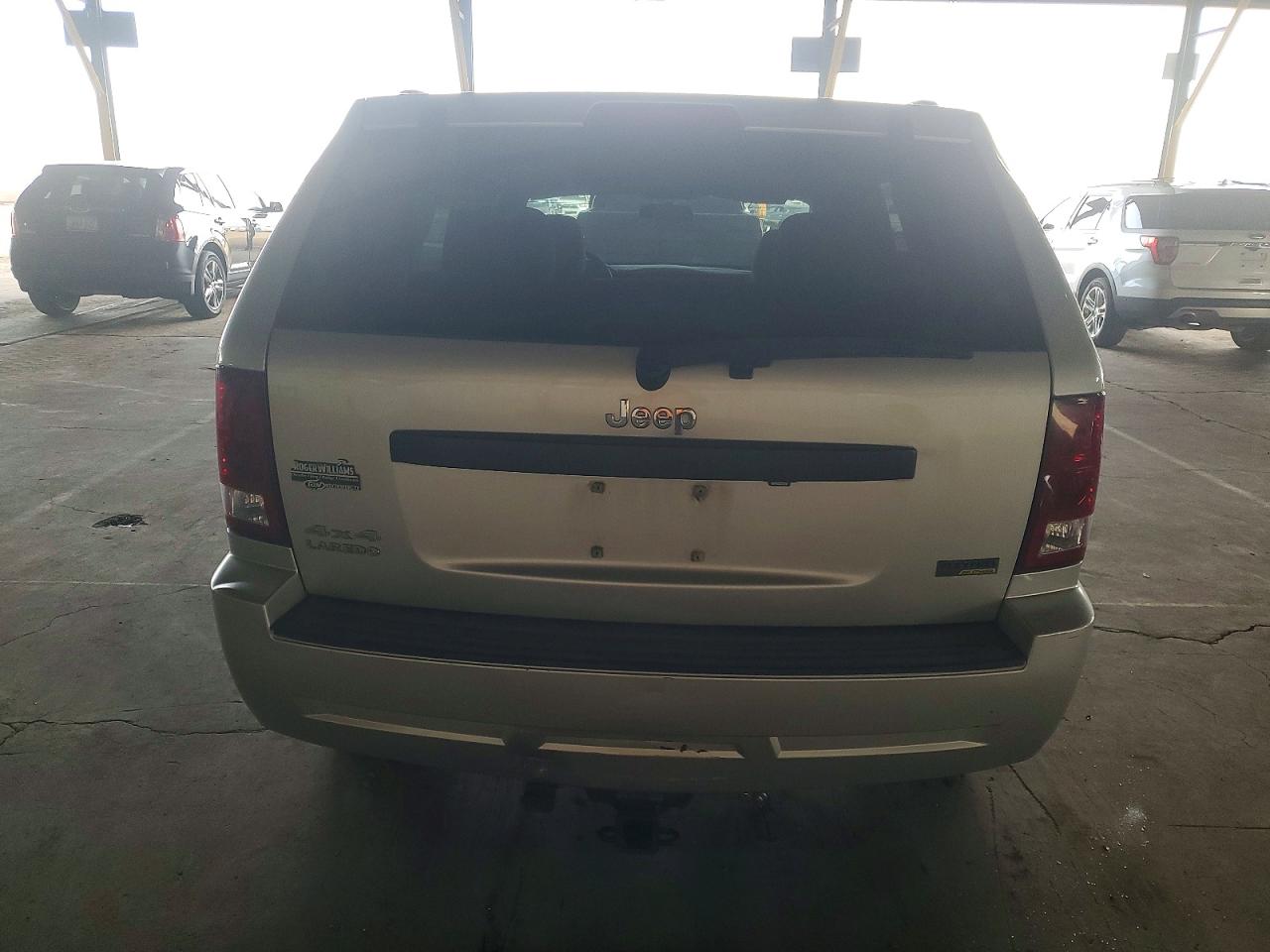 2007 JEEP GRAND CHEROKEE LAREDO photo 6