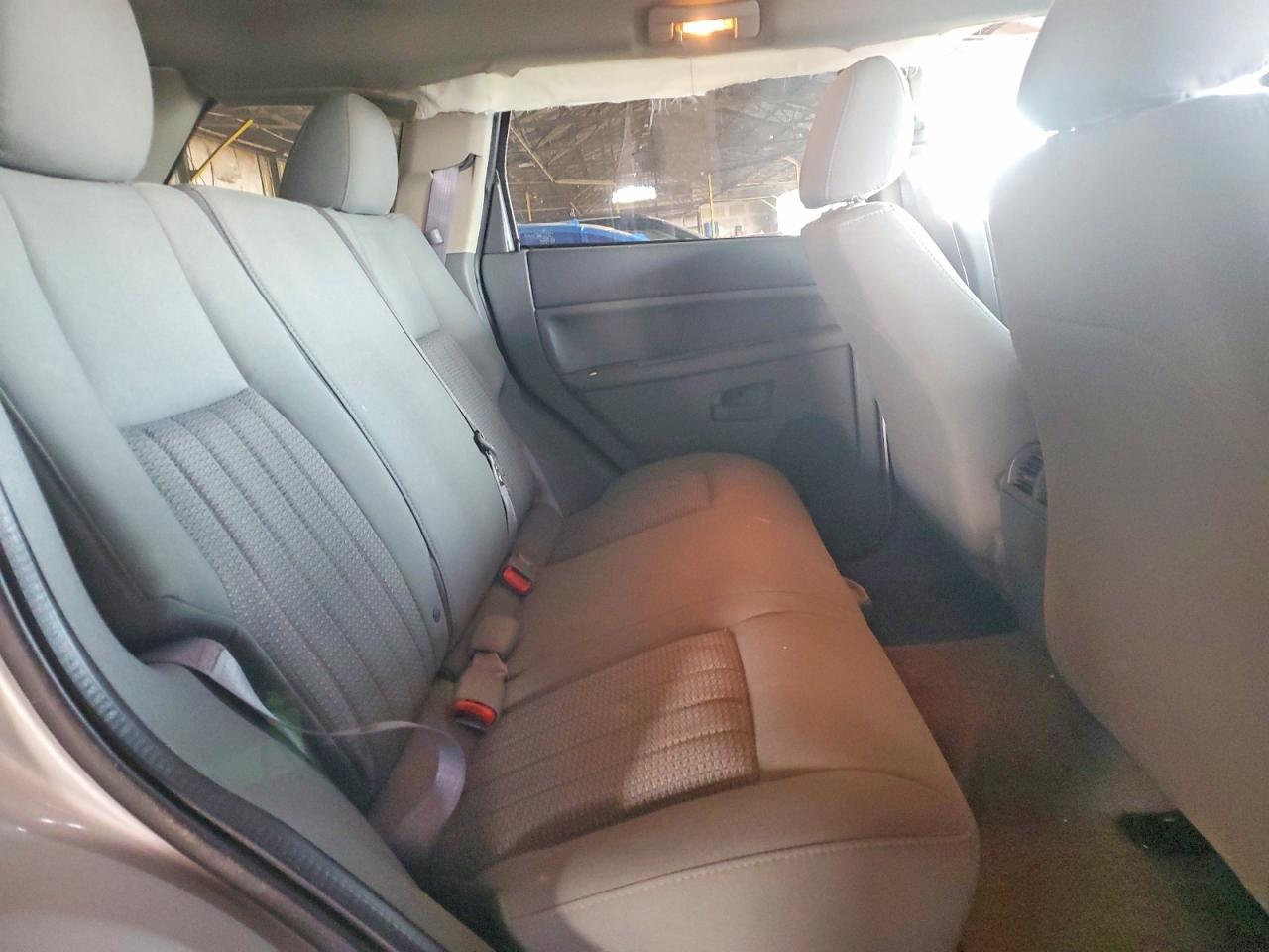 2007 JEEP GRAND CHEROKEE LAREDO photo 10