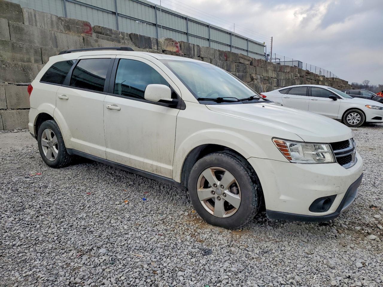 2012 DODGE JOURNEY SXT photo 4