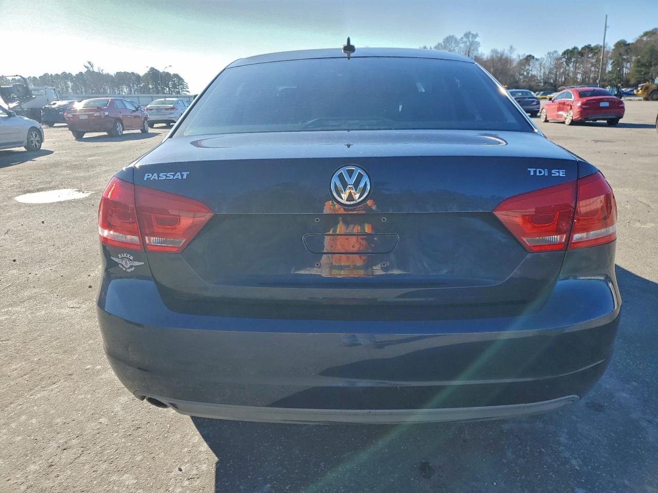 2012 VOLKSWAGEN PASSAT SE photo 16