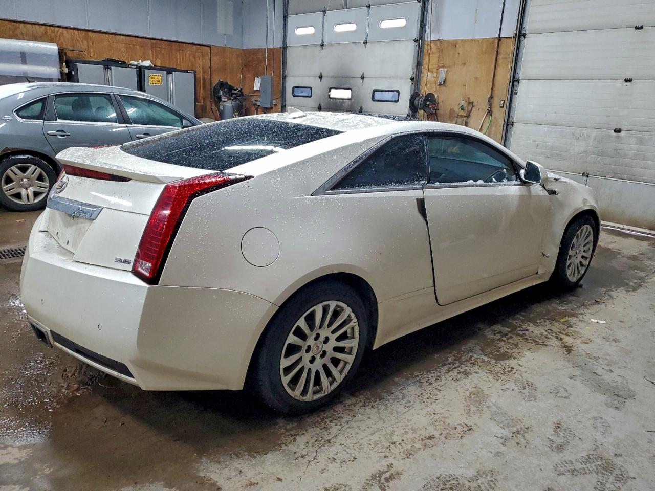 2011 CADILLAC CTS PREMIUM COLLECTION photo 5