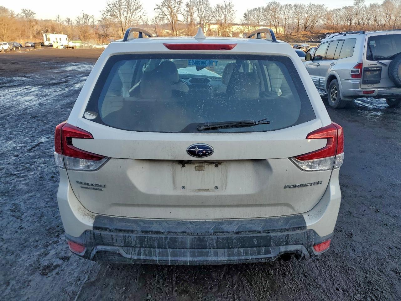 2019 SUBARU FORESTER photo 11