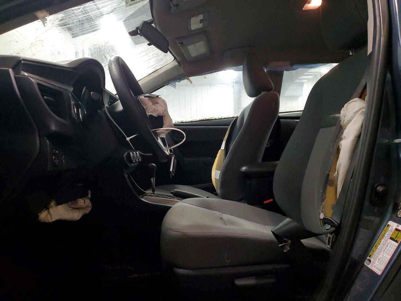 2016 TOYOTA COROLLA L photo 7
