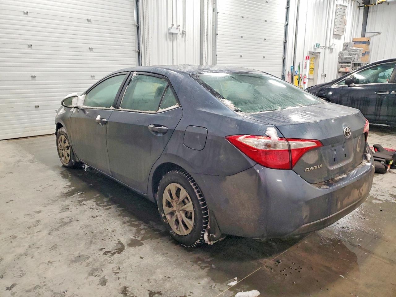 2016 TOYOTA COROLLA L photo 2