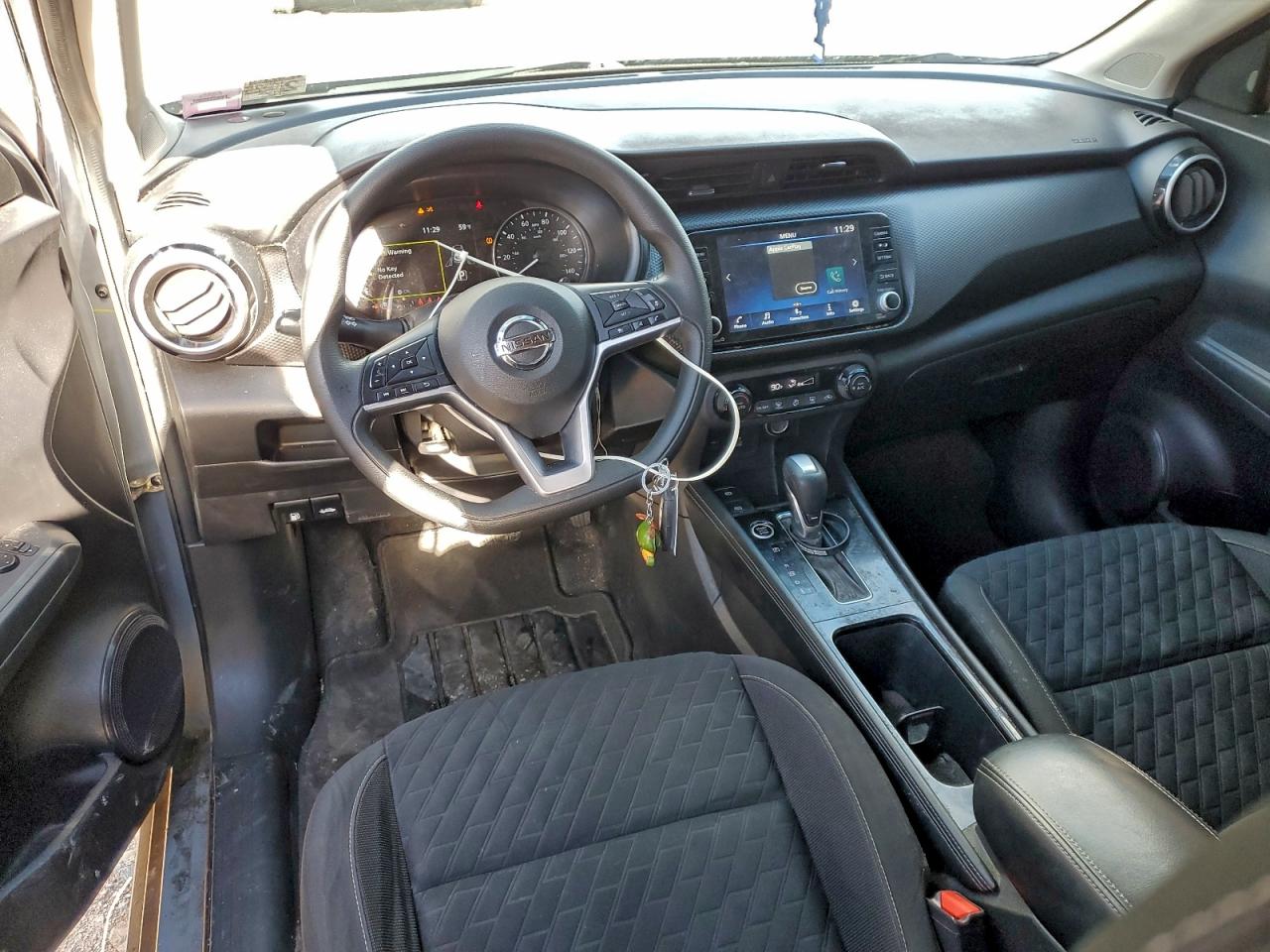 2021 NISSAN KICKS SV photo 8