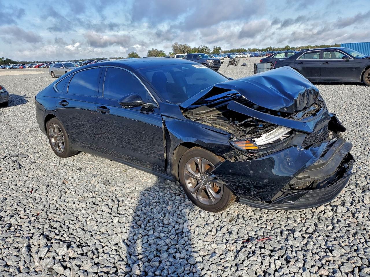 2024 HONDA ACCORD photo 4