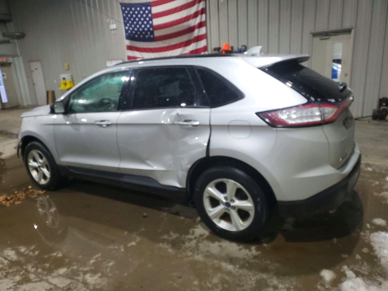 2015 FORD EDGE SE photo 2
