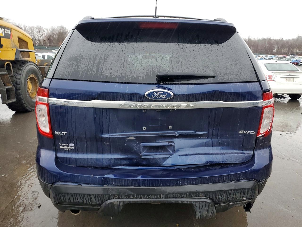 2011 FORD EXPLORER XLT photo 11