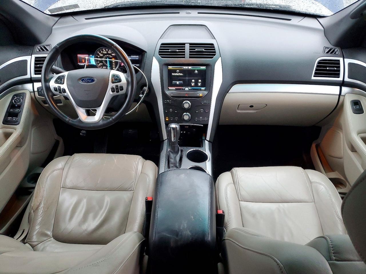 2011 FORD EXPLORER XLT photo 15